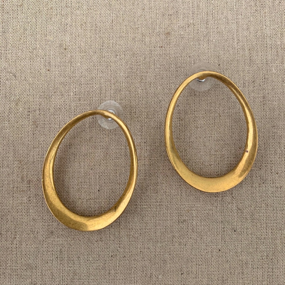 Stella and Dot front hoop earrings